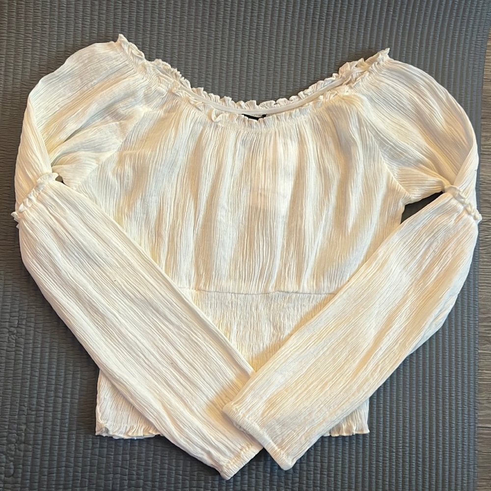 Off Shoulder top - Picture 1 of 14